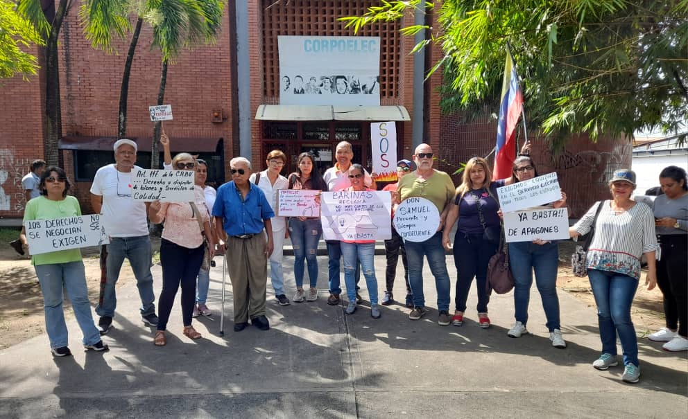 En Barinas se cansaron de los apagones y protestaron frente a Corpoelec