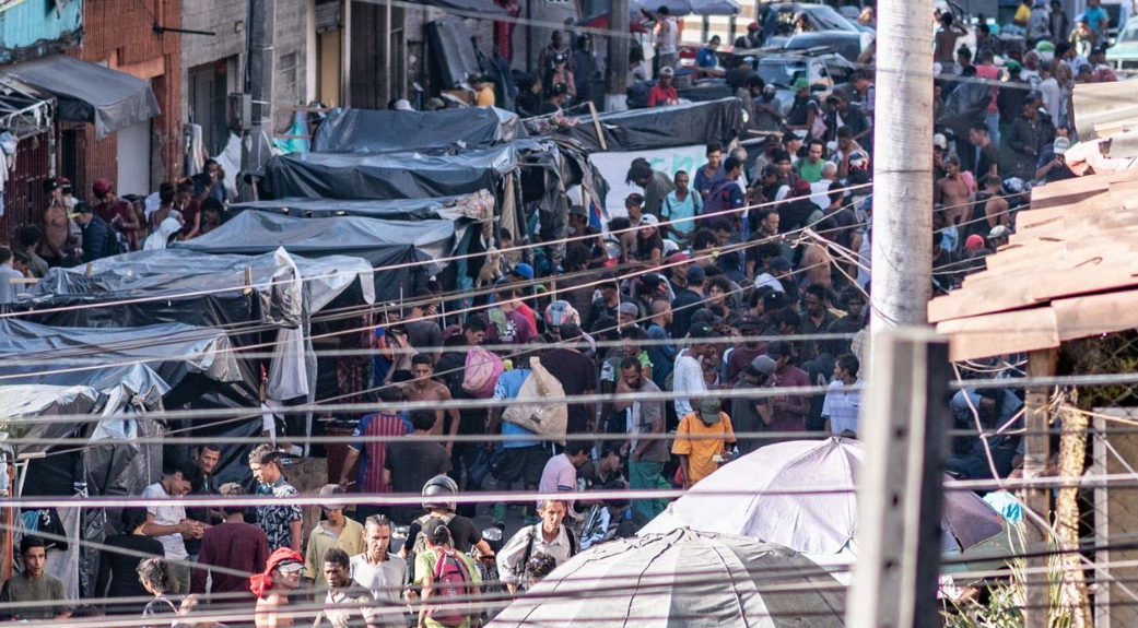 El Bronx de Medellín: así es la calle donde viven 600 personas bajo el poder del bazuco