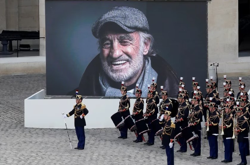 Jean-Paul Belmondo: las lecciones de vida del boxeo, su agitada vida sentimental y su éxito de “feo” con las lindas