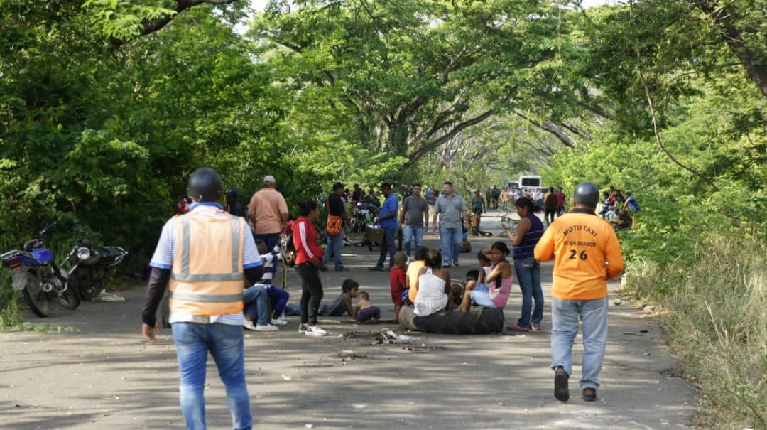 Yukpas trancan casi a diario carretera Machiques-Colón y no hay autoridad que les ponga un parao