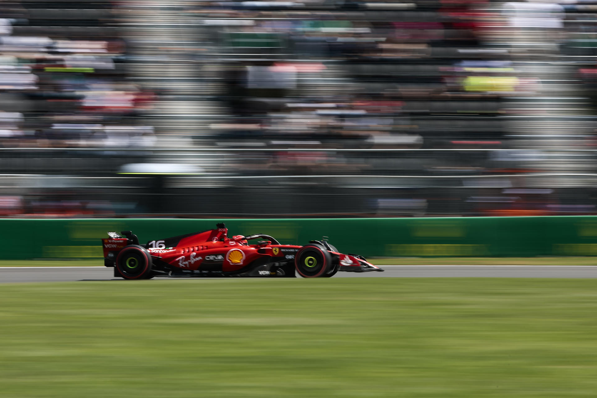 Leclerc volvió a arrebatarle la “pole” a Verstappen en el Gran Premio de México