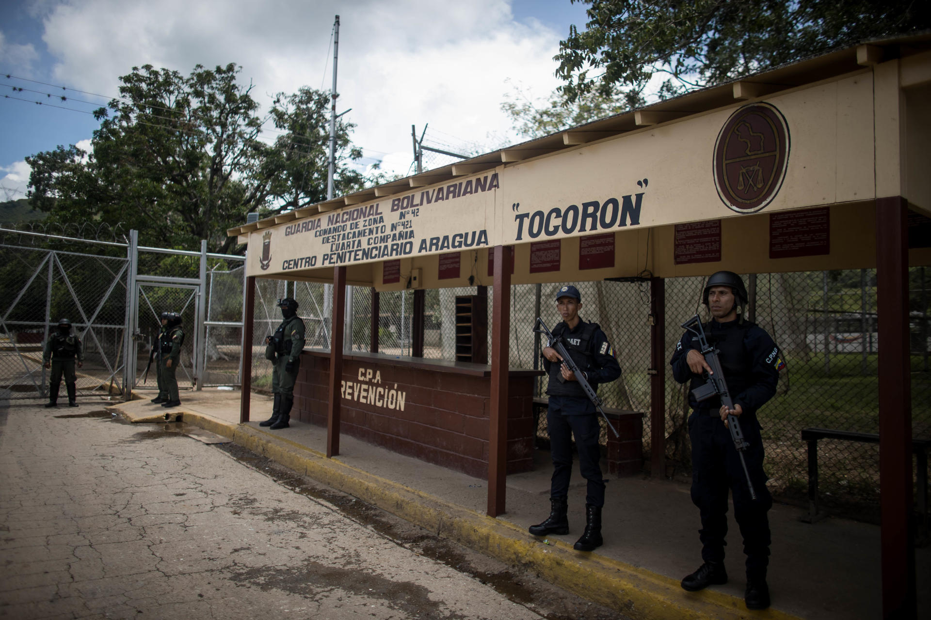 “Mamá, no creo que aguante esto”: El desgarrador testimonio de un preso político de Tocorón