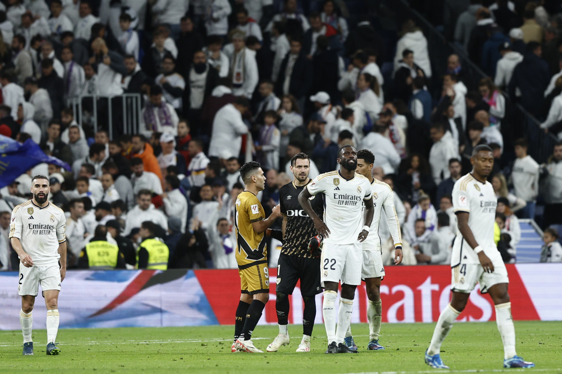 El Real Madrid se atascó ante el Rayo Vallecano y cede el liderato de LaLiga al Girona