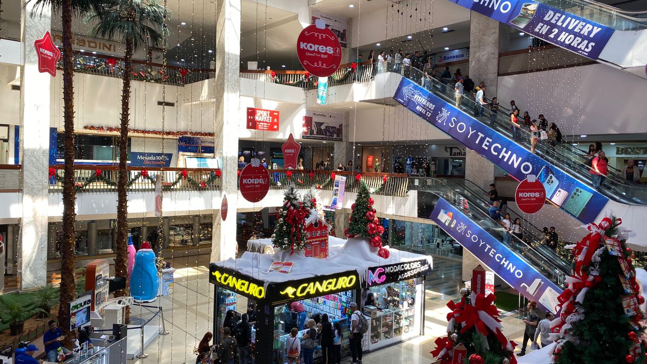 Así se vivió el Black Friday 2023 en reconocido centro comercial de Caracas (FOTOS)