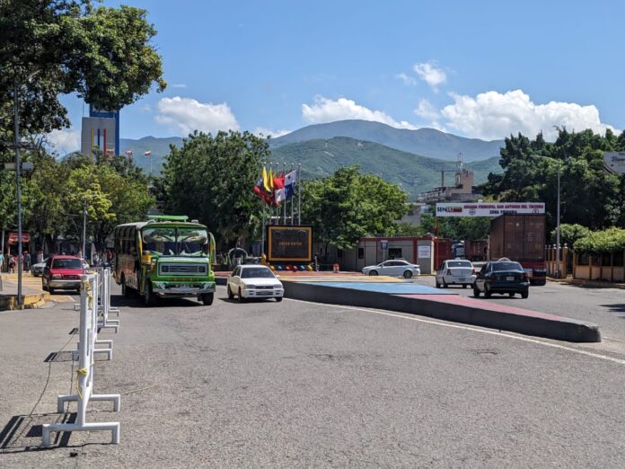 Padrino López se reunirá con el ministro de Defensa colombiano en Táchira este #17Nov