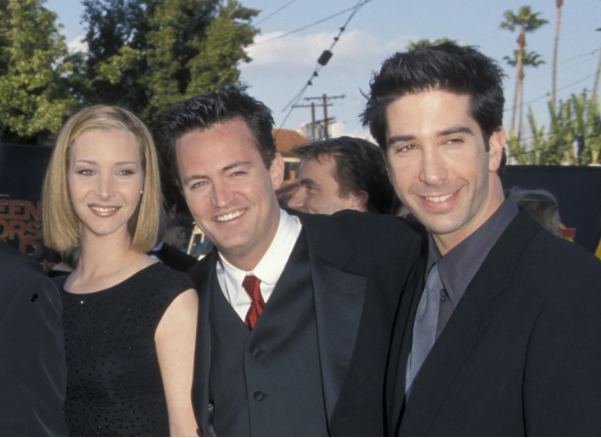 David Schwimmer y Lisa Kudrow se sumaron al homenaje en redes sociales a Matthew Perry