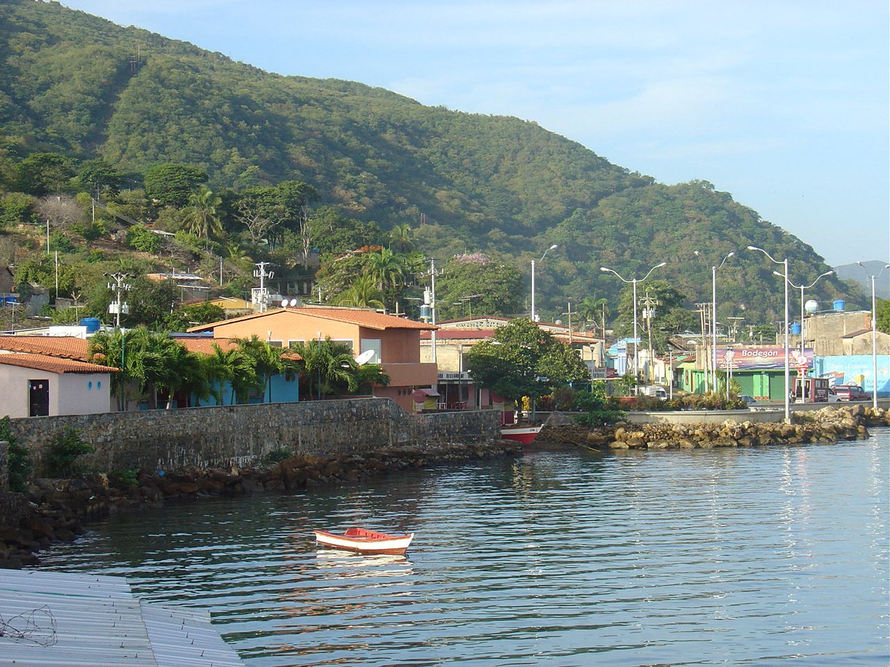 En San Antonio del Golfo en Sucre exigen a Hidrocaribe el mejoramiento del servicio de agua