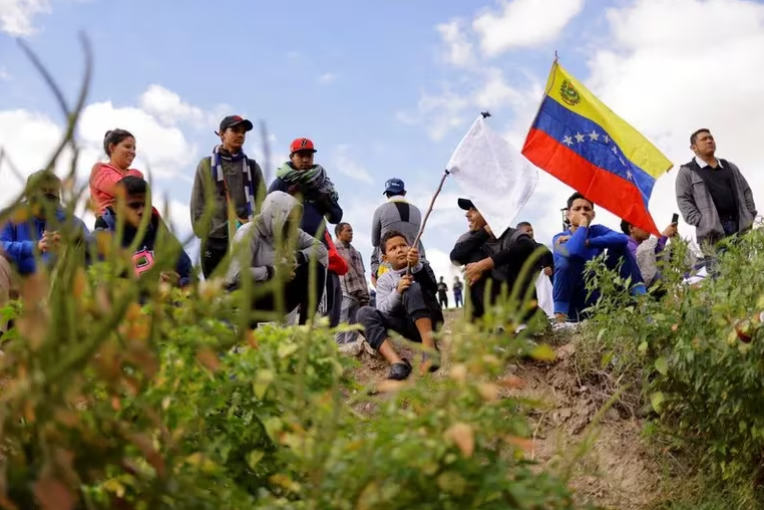 OIM y Acnur piden más de mil millones de dólares para ayudar a los venezolanos en 2024