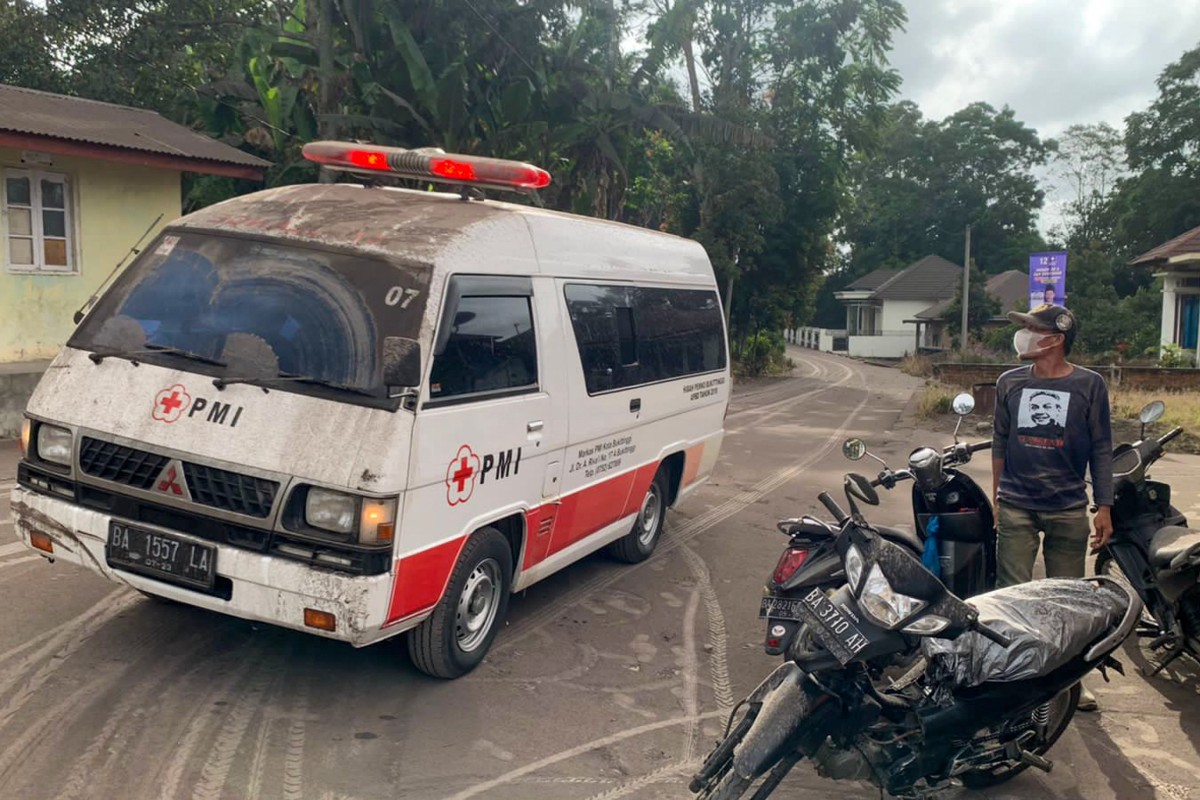 Suben a 22 los muertos por la erupción del volcán Marapi en Indonesia