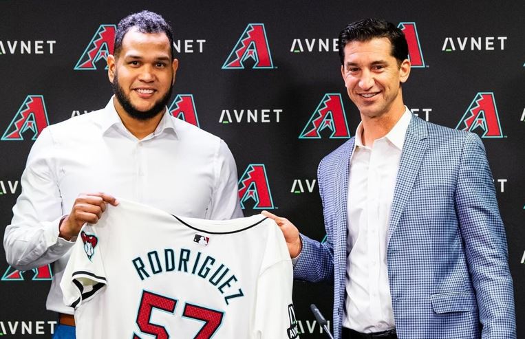 Venezolano Eduardo Rodríguez habló tras su presentación con los D-Backs