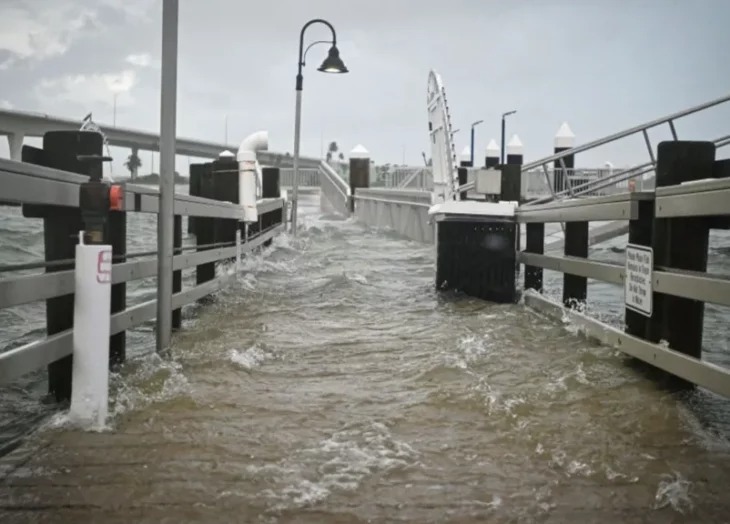 Una tormenta poderosa azotará Florida y se fortalecerá en la costa este de EEUU el fin de semana