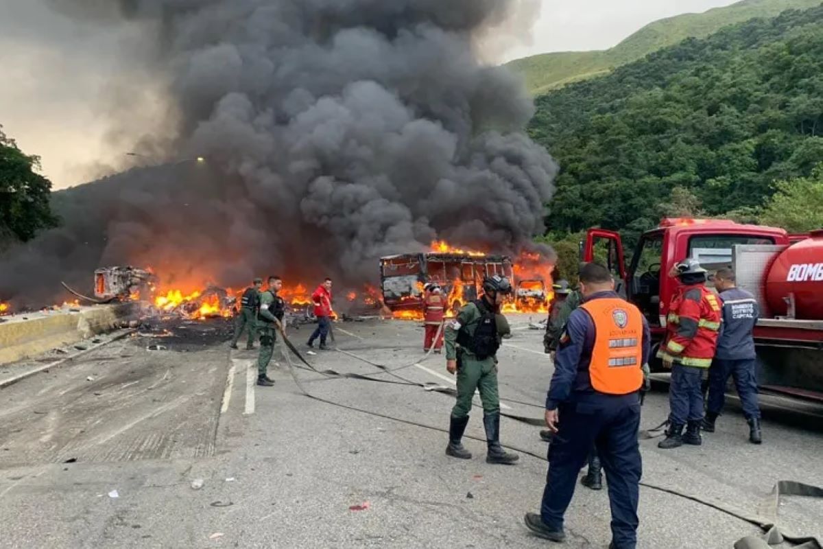 “Todos están muertos”: la conmoción de una joven que perdió a su familia en el accidente de la GMA (VIDEO)