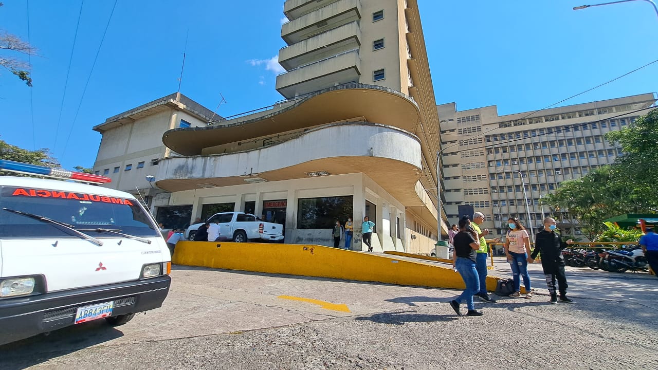 Pacientes y familiares denuncian falta de Rayos X en el Hospital Central de San Cristóbal