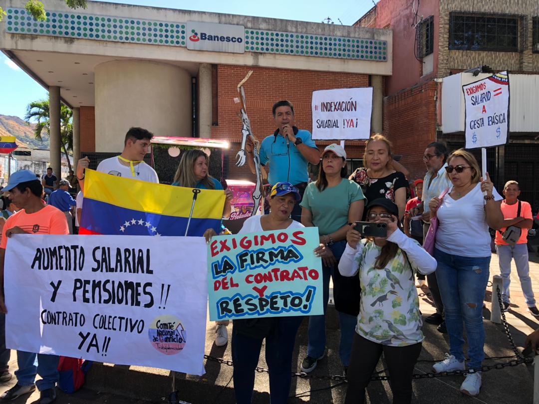 Trabajadores públicos protestaron en Guárico: Nos convertimos en los nuevos esclavos del siglo XXI (FOTOS)