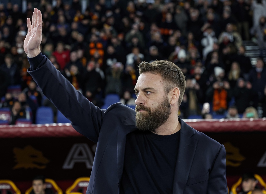 De Rossi volvió a lo grande con la Roma frente al Hellas Verona