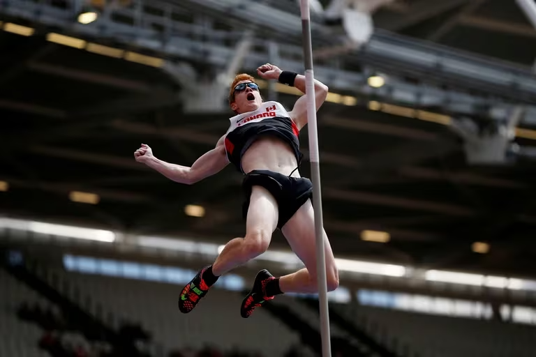 Conmoción en el atletismo: murió el campeón del mundo Shawn Barber a los 29 años