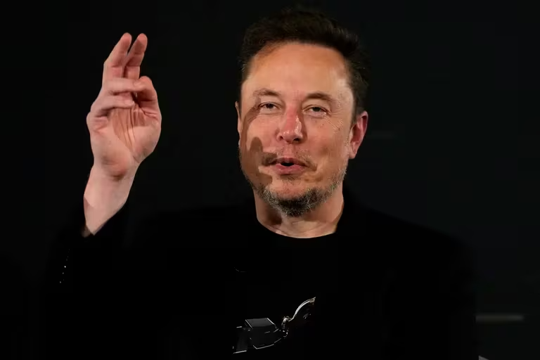 Las 20 frases más motivadoras de Elon Musk sobre el éxito en los negocios y el trabajo