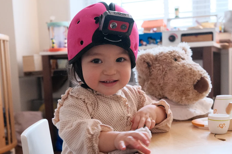 Entrenan una IA para aprender palabras a través de la experiencia de un niño