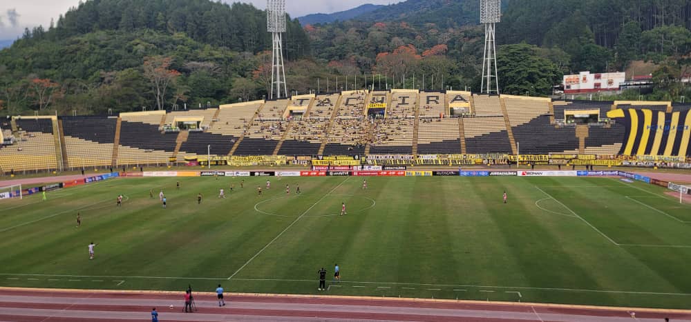 Deportivo Táchira se lleva la victoria en el templo de Pueblo Nuevo