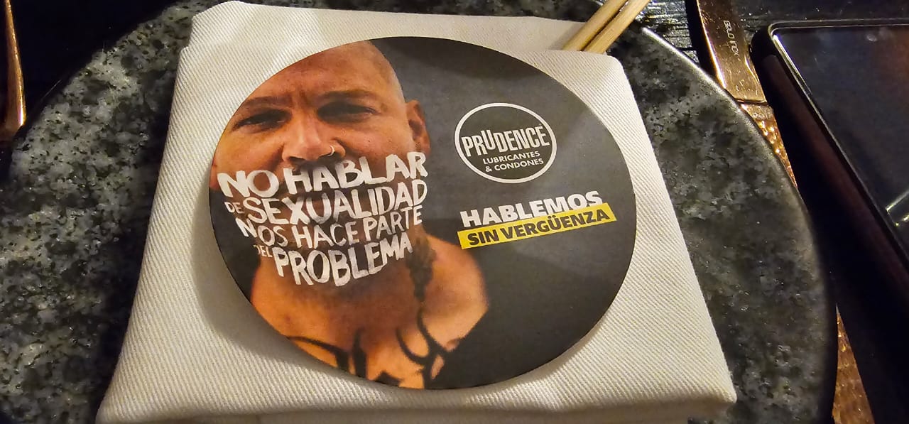 Residente se une con marca líder en Latinoamérica de preservativos para educar a los jóvenes sobre sexualidad 