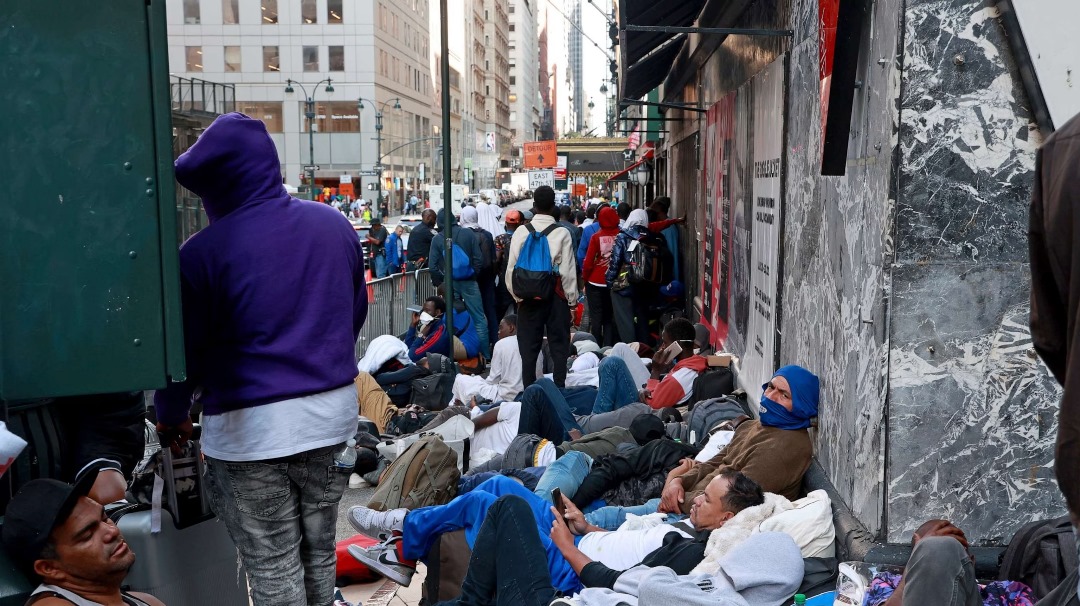 “La vida de un inmigrante es muy dura”: Venezolanos narran sus vivencias en Manhattan, su nuevo hogar