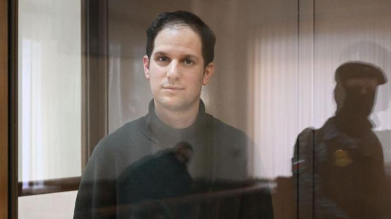 Rusia condena a 16 años al periodista estadounidense Evan Gershkovich por espionaje