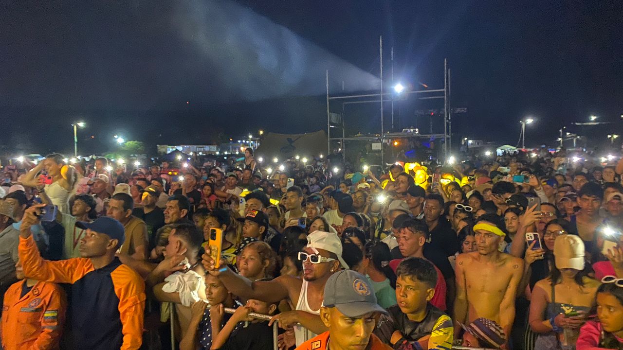 Con más de dos mil personas inició la segunda edición del Araya Fest