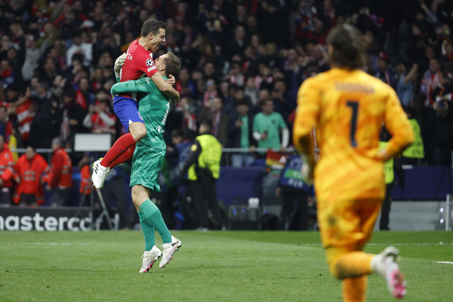 Remontada, penaltis y apoteosis del Atlético en el Metropolitano frente al Inter