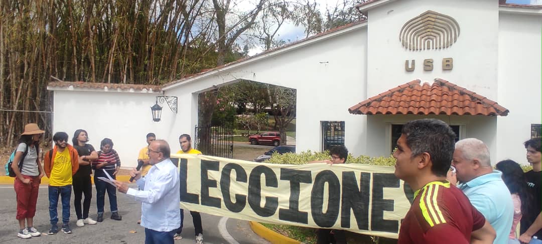 Exrectores, profesores y egresados exigen al Consejo Directivo ponerse a derecho con elecciones en la USB