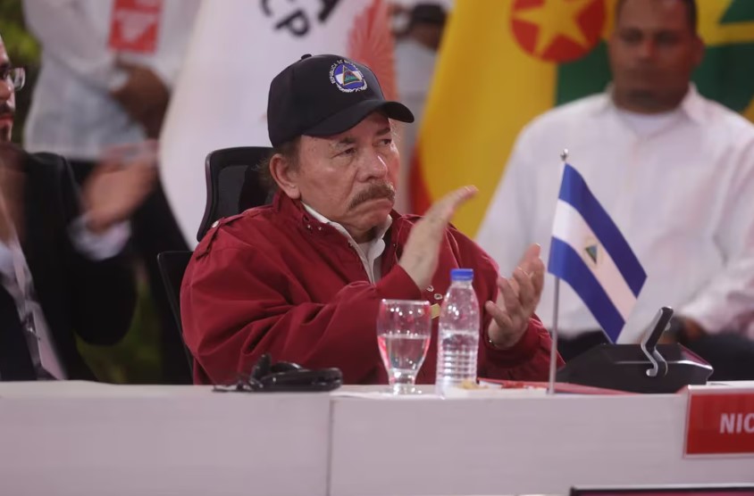 Daniel Ortega calificó de traidor la patria a su hermano Humberto, a quien mantiene en arresto domiciliario