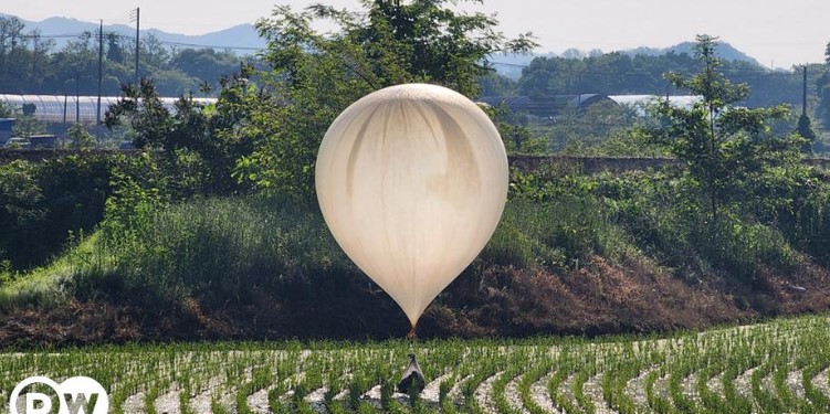 Corea del Norte envía al Sur centenares de globos rellenos de desechos