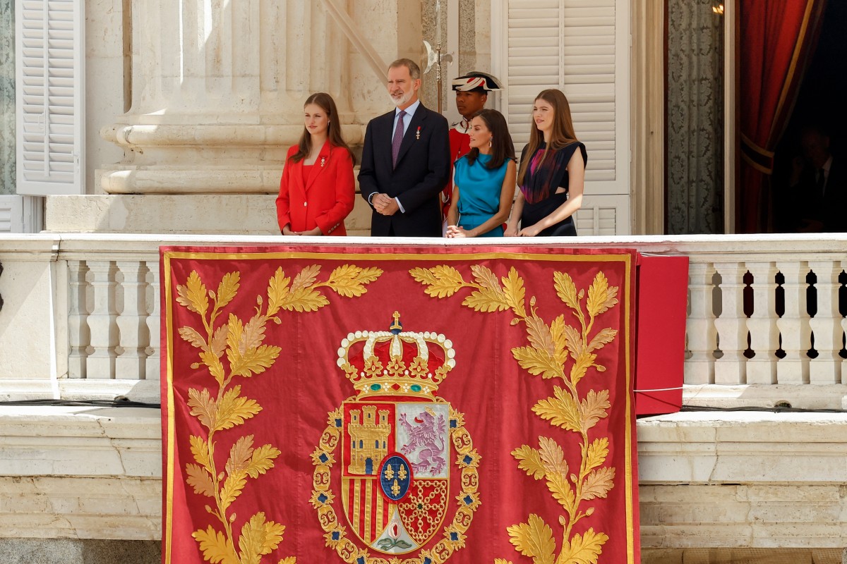 Felipe VI reafirma su compromiso con la Constitución y España