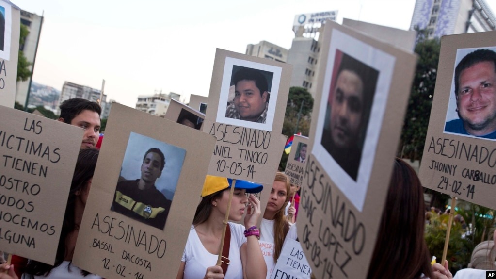 Venezolanos testifican sobre crímenes de lesa humanidad bajo el presidente Maduro en tribunal argentino