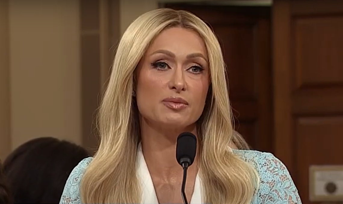 Paris Hilton cuenta en el Congreso los abusos cuando estuvo interna y pide más controles