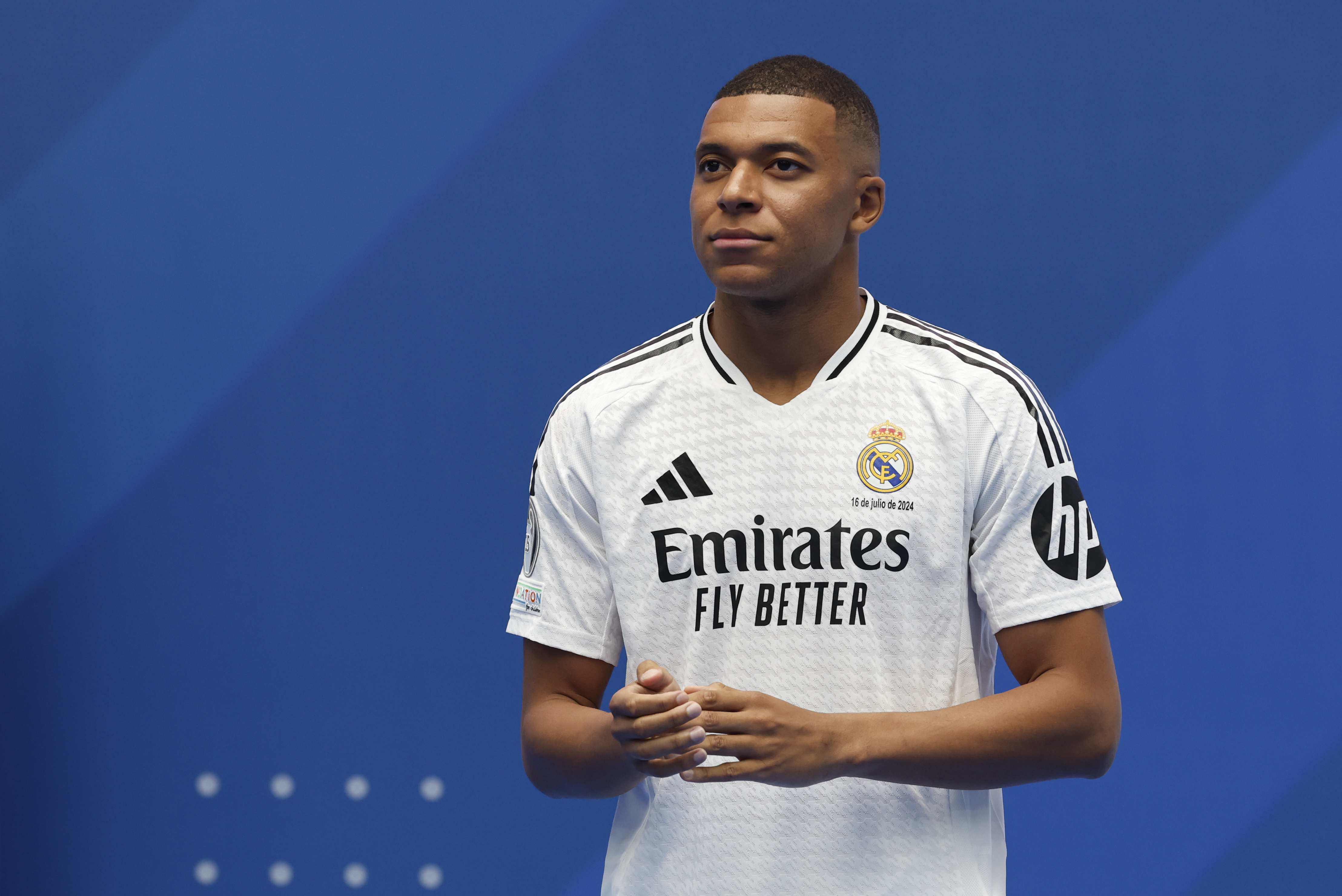 Mbappé mantuvo una relación consentida en su estancia en Estocolmo, según medios franceses