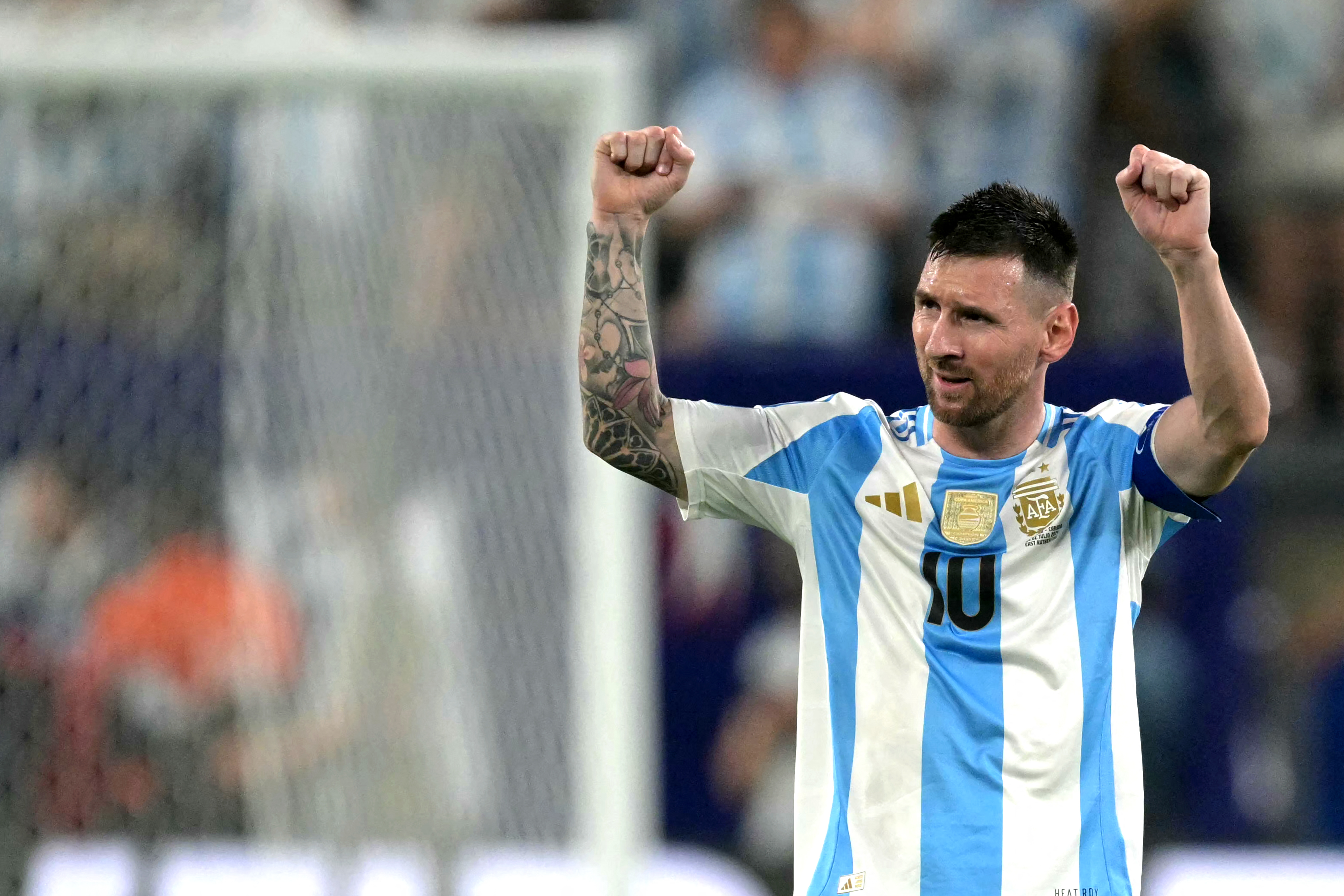 Gobierno de Javier Milei exigió a Lionel Messi que pida perdón por los cánticos racistas