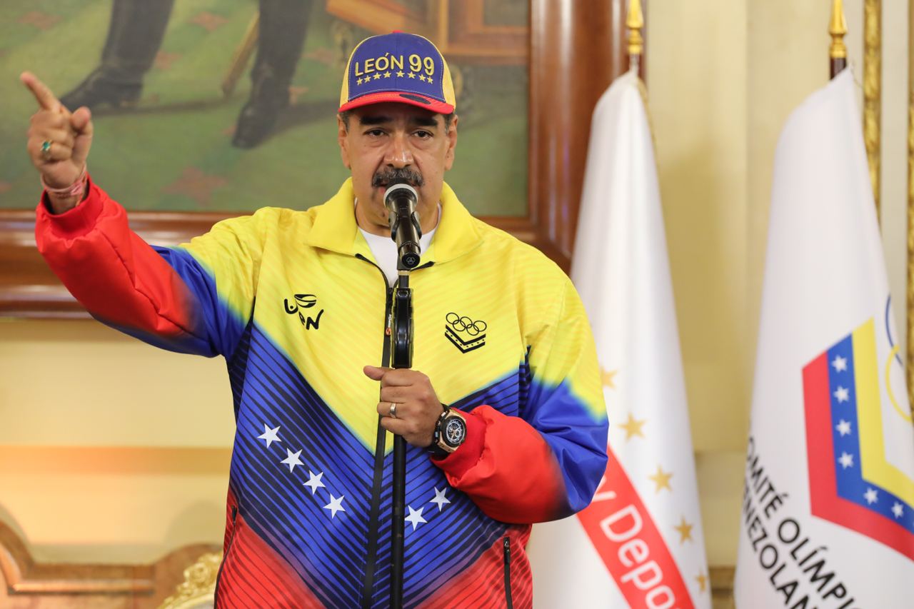 Maduro prometió suministrar alimentos y agua a los damnificados por fuertes lluvias en Cumanacoa