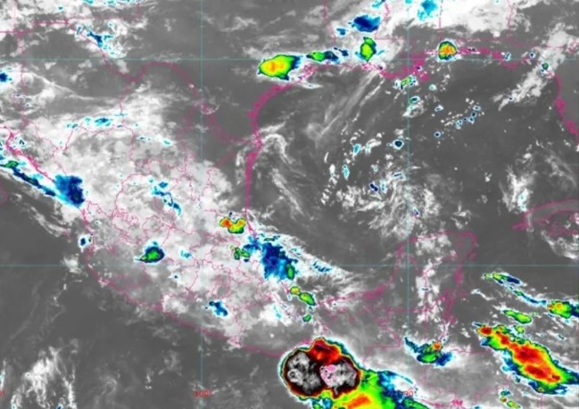 Las ondas tropicales 12 y 13 provocarán lluvias intensas en 11 estados de México