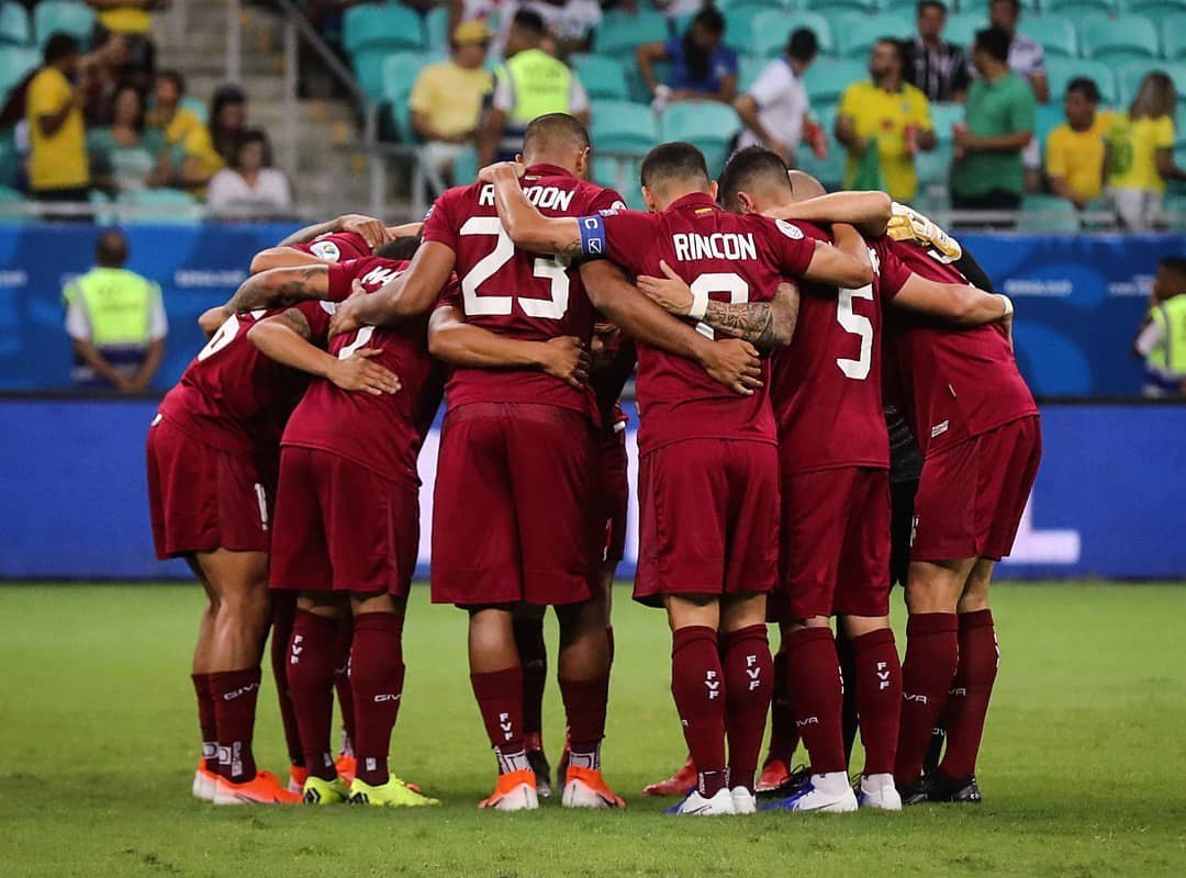 “Grandes, muchachos”: El mensaje de María Corina Machado a los jugadores de La Vinotinto