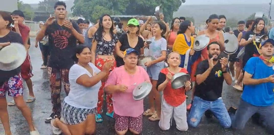 Larenses salen a las calles en rechazo al resultado del CNE