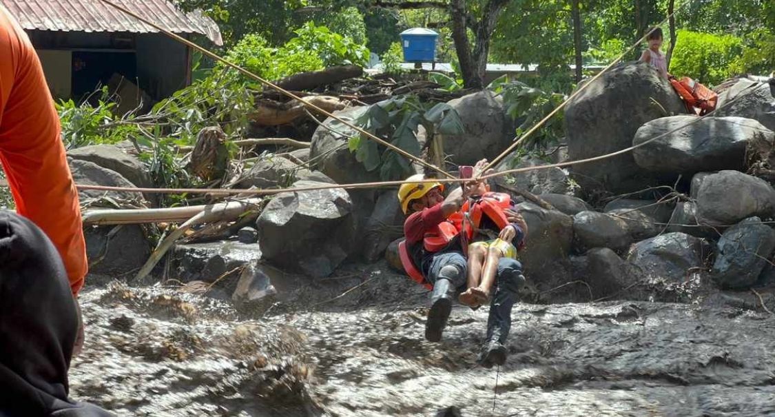 EN IMÁGENES: así se vive el desastre de Cumanacoa tras el paso del huracán Beryl