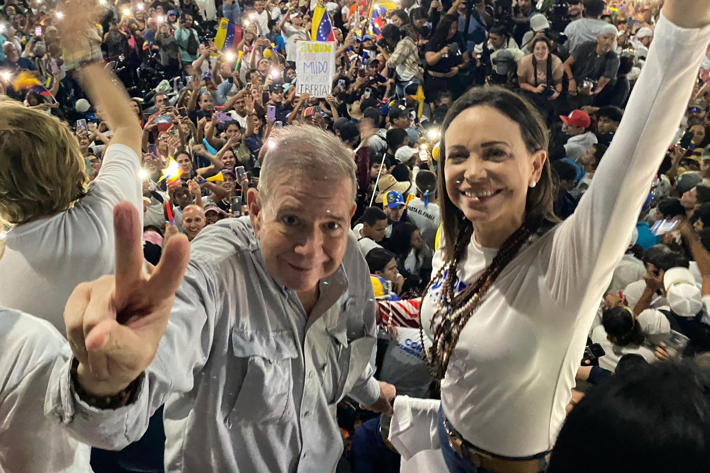 Edmundo González y María Corina Machado, entre los finalistas del premio Sájarov