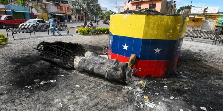 El Mundo: El chavismo contraataca con la represión, el terror y el apoyo de las dictaduras