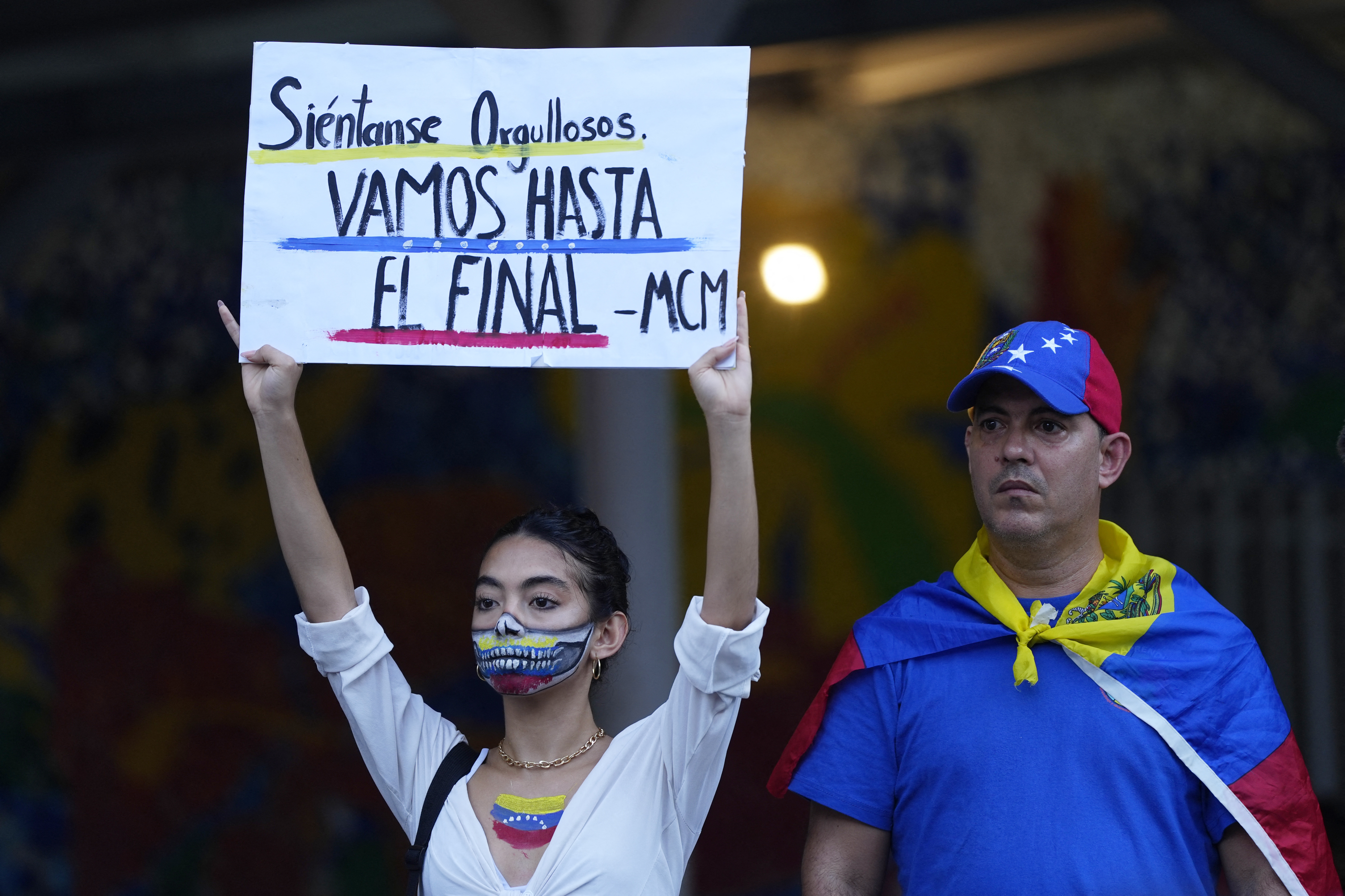 “Vamos hasta el final”, claman venezolanos en Panamá contra Maduro