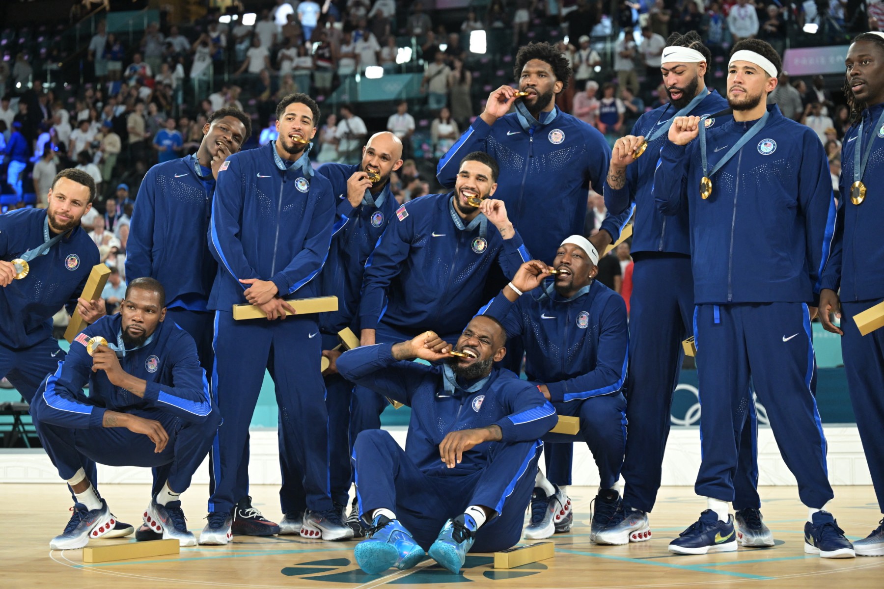 Control antidopaje amargó celebración de tres estrellas de NBA tras ganar el oro en París