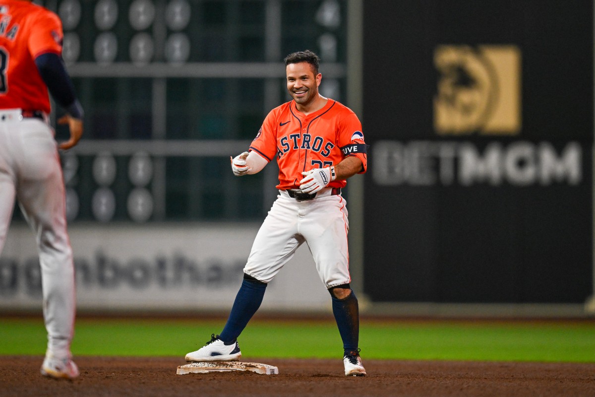 José Altuve se vistió de héroe una vez más y dejó en el terreno a Kansas City (VIDEO)