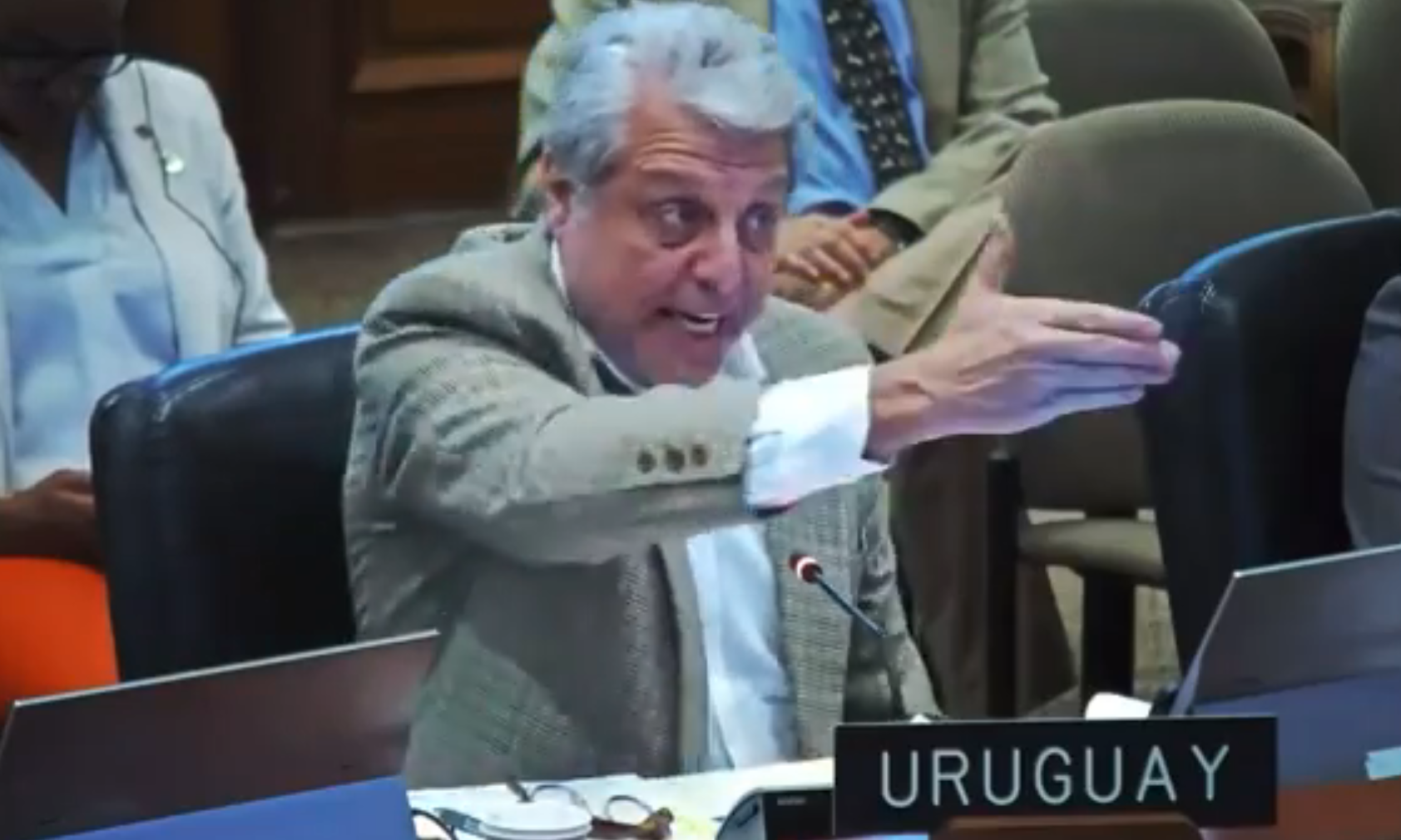 Uruguay en la OEA: Hay que decirle al dictador que se tiene que ir, ya no lo respalda nadie (VIDEO)