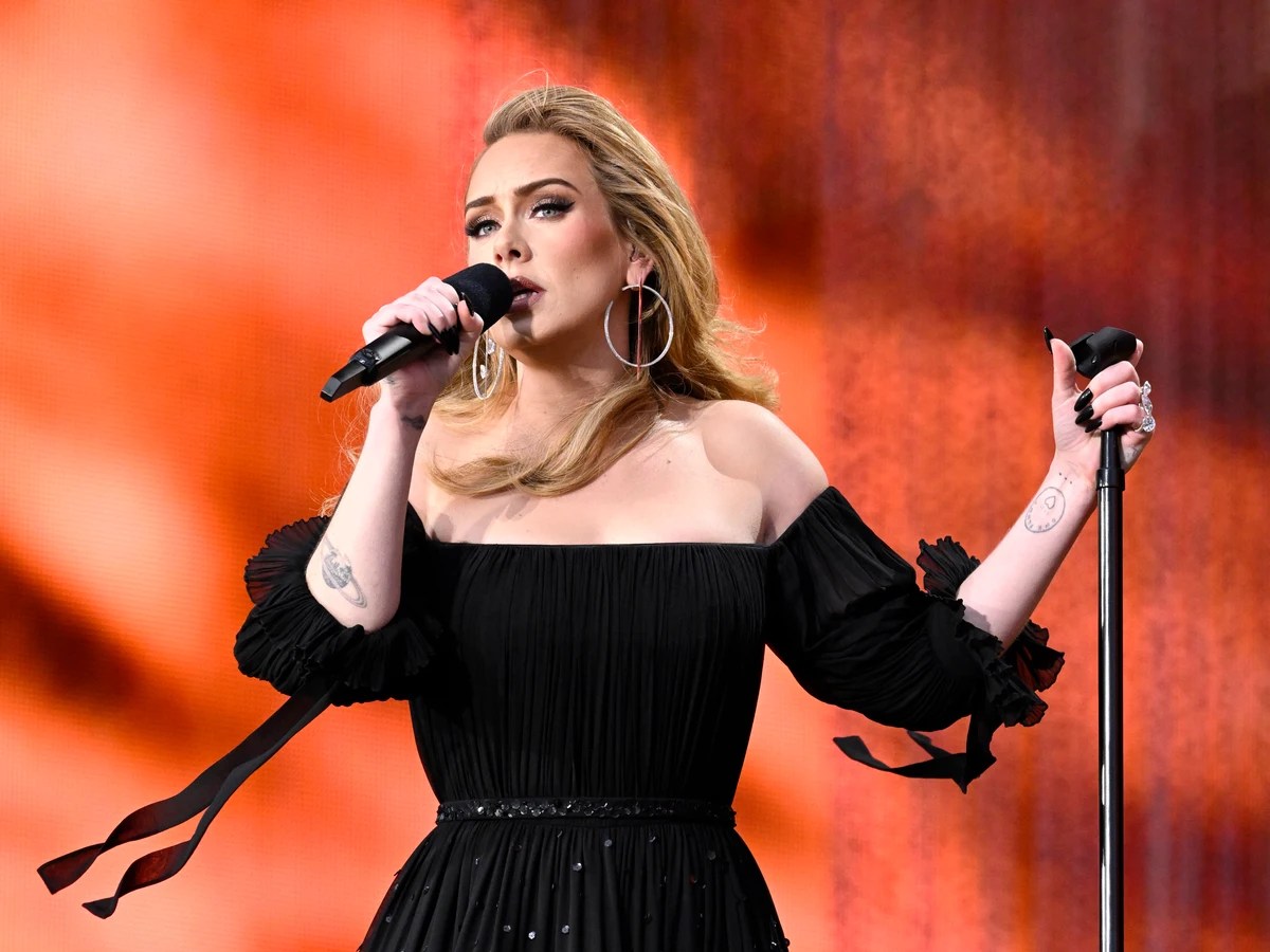 De forma sorpresiva Adele detuvo su concierto en Alemania ¡Descubre por qué!