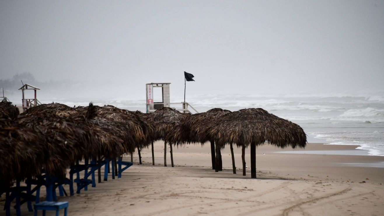 ¿Afectará a EEUU? Tormenta tropical Carlotta podría convertirse en huracán