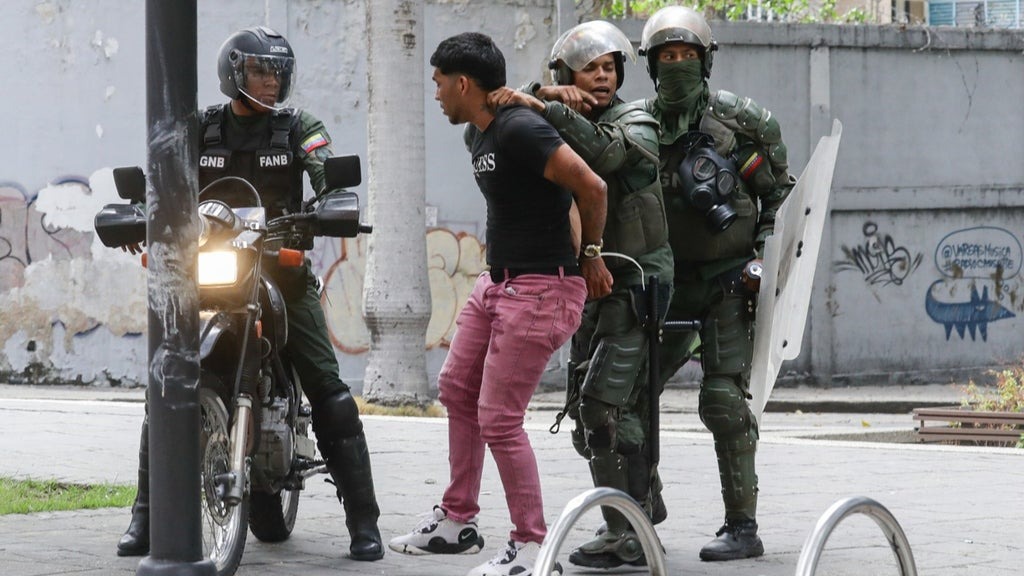 Foro Penal contabilizó 1780 detenidos por la represión poselectoral en Venezuela